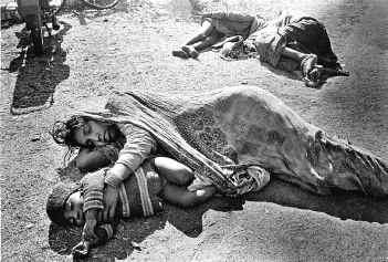 En Inde, des victimes de Union Carbide lors de la catastrophe chimique à Bhopal